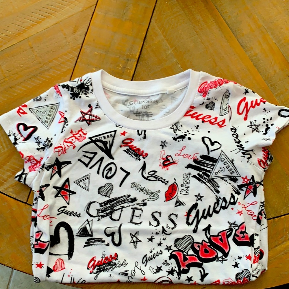 Guess tshirt